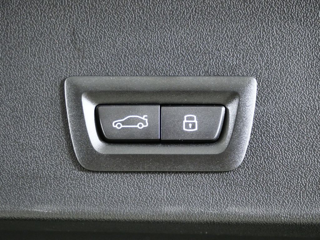 Thumbnail: 2026 BMW X3 - 27