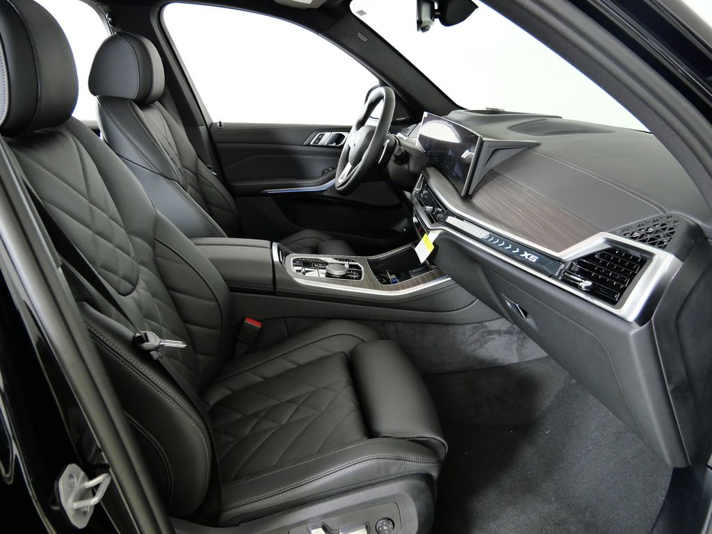 Thumbnail: 2026 BMW X5 - 20