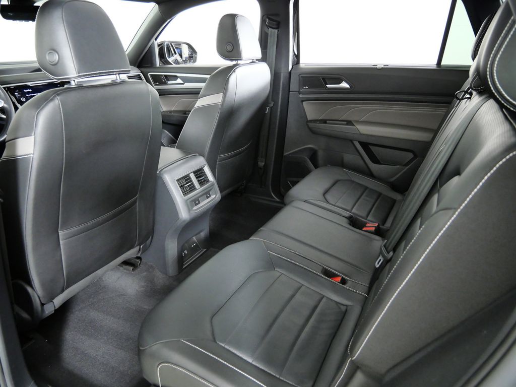 Thumbnail: 2023 Volkswagen Atlas - 30