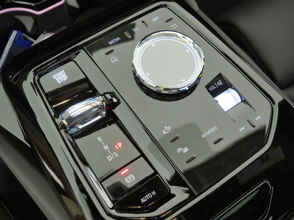 Thumbnail: 2027 BMW 5 Series - 48