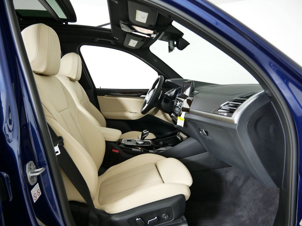 Thumbnail: 2024 BMW X3 - 21