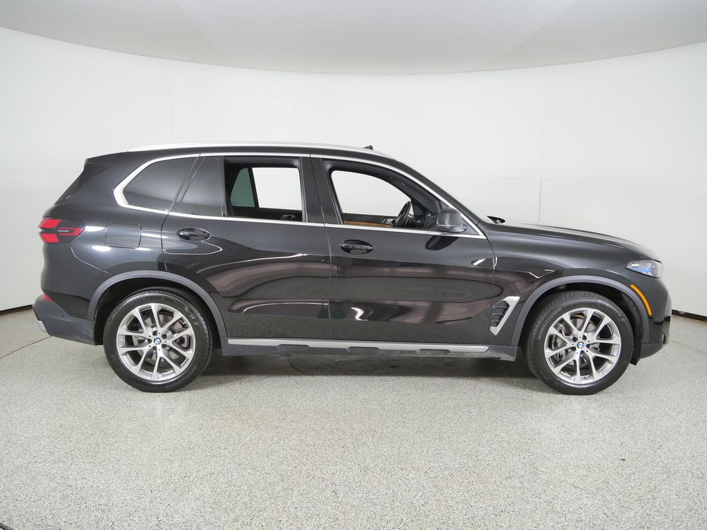 Thumbnail: 2024 BMW X5 - 9