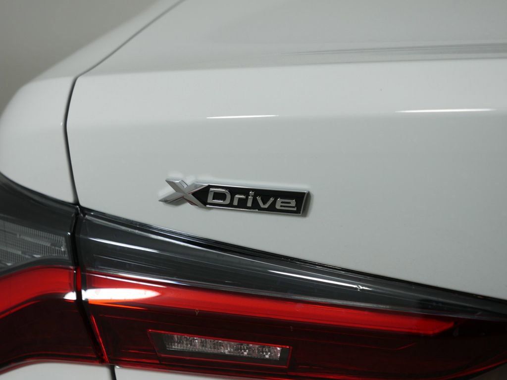 Thumbnail: 2025 BMW 4 Series - 14