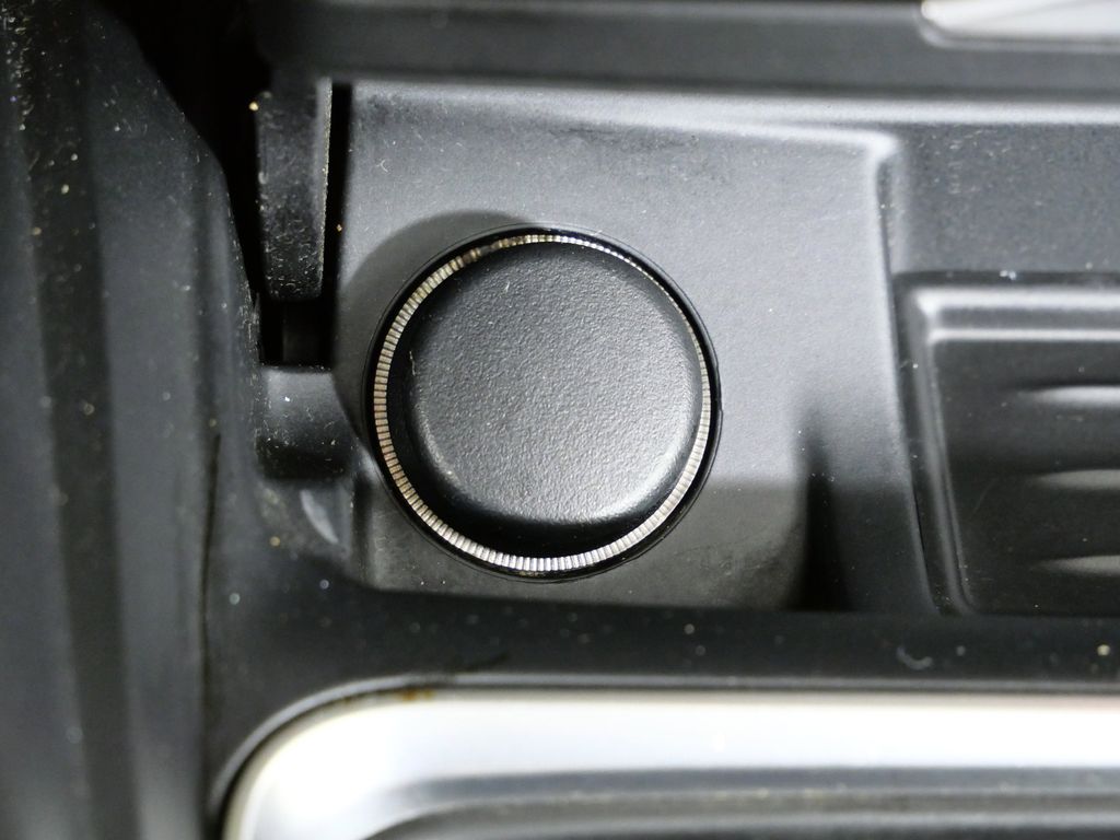 Thumbnail: 2015 BMW 3 Series - 43