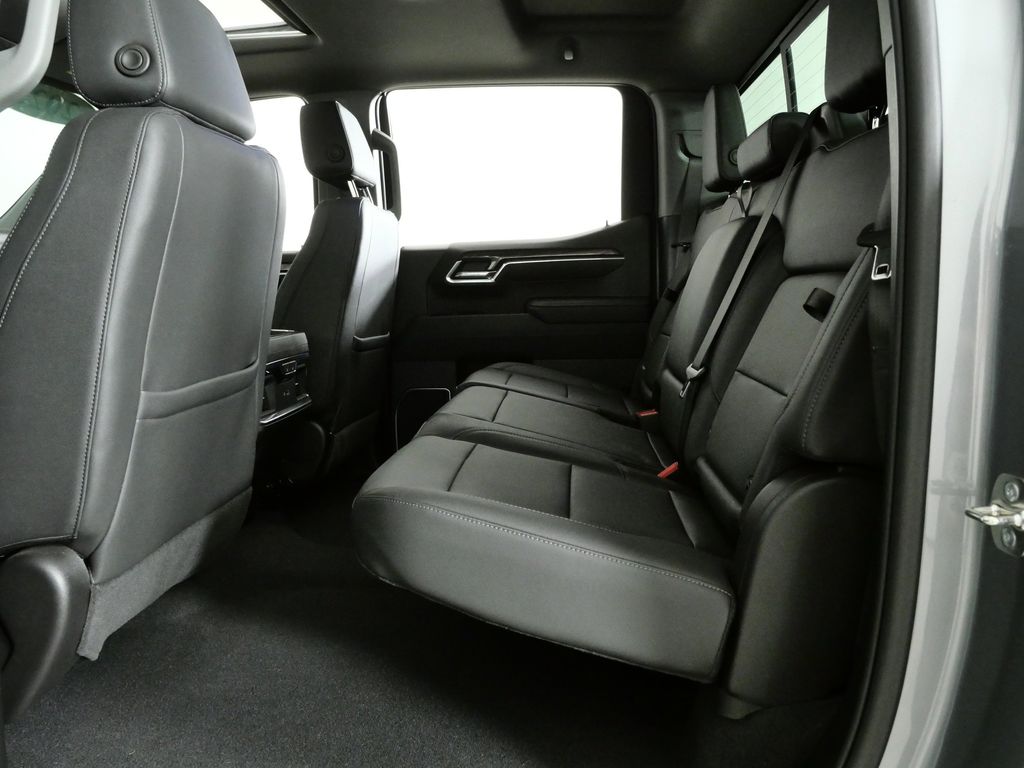 Thumbnail: 2025 Chevrolet Silverado 1500 - 28