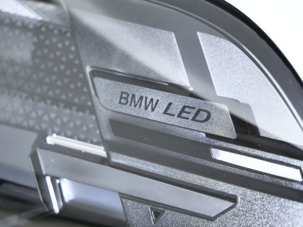 Thumbnail: 2026 BMW X6 - 4