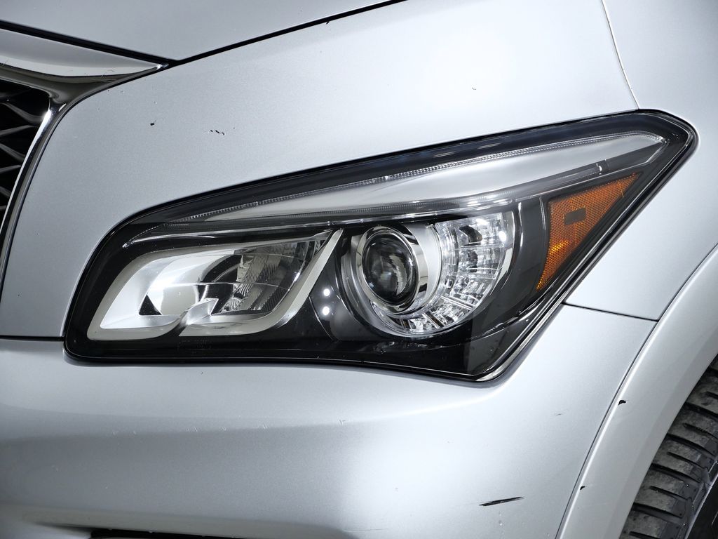 Thumbnail: 2015 INFINITI QX80 - 4