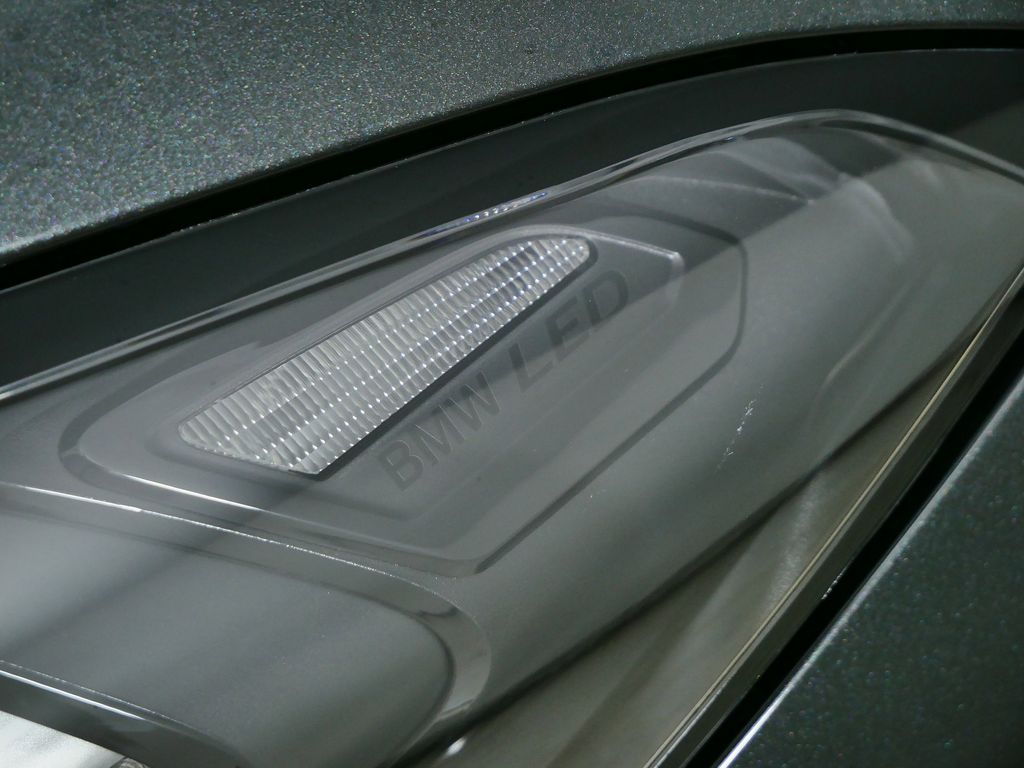 Thumbnail: 2025 BMW 3 Series - 17