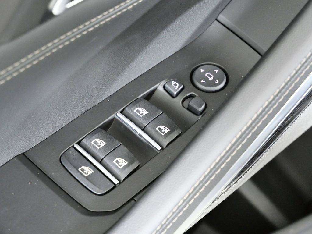 Thumbnail: 2026 BMW X6 - 36