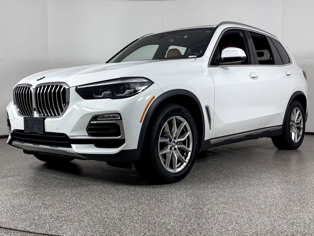 Thumbnail: 2021 BMW X5 - 1