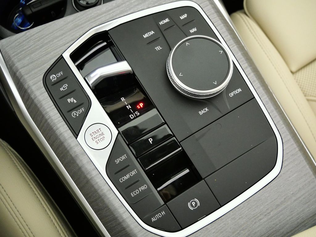 Thumbnail: 2026 BMW 3 Series - 47