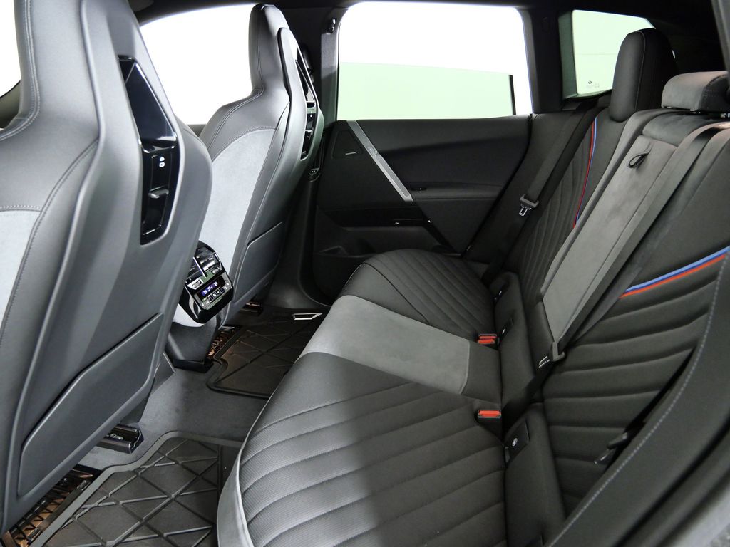 Thumbnail: 2026 BMW iX - 31