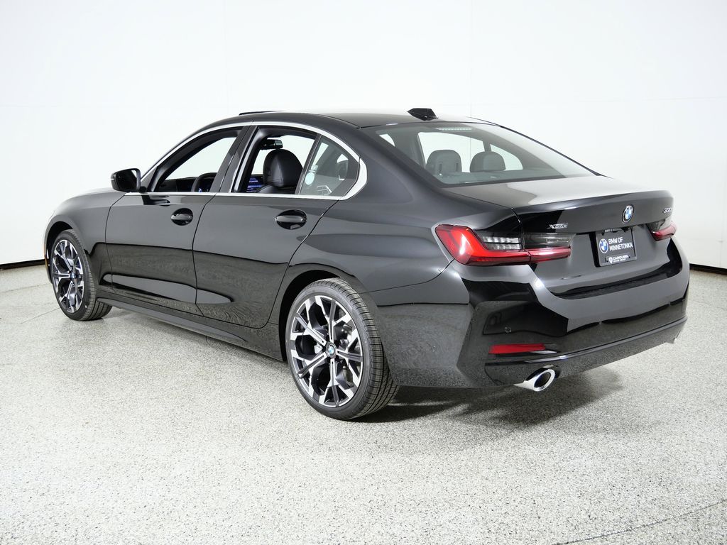 Thumbnail: 2026 BMW 3 Series - 14