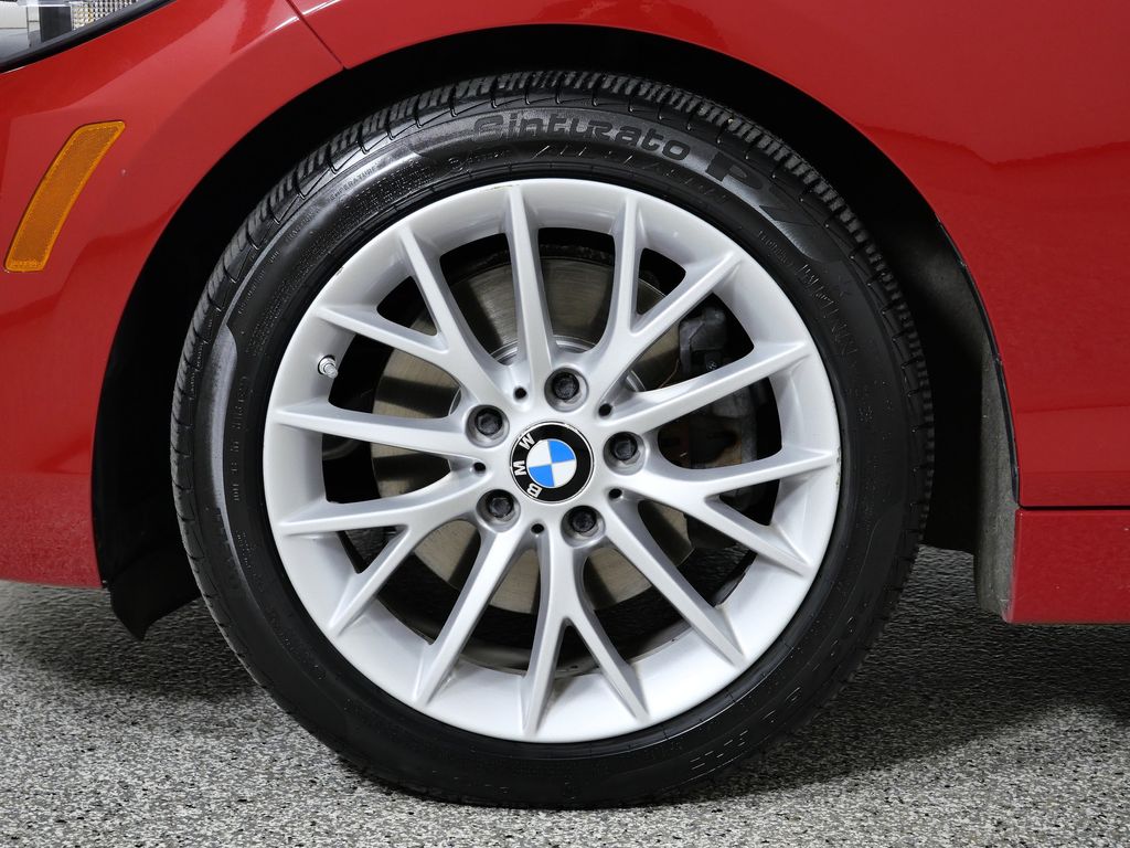Thumbnail: 2015 BMW 2 Series - 17