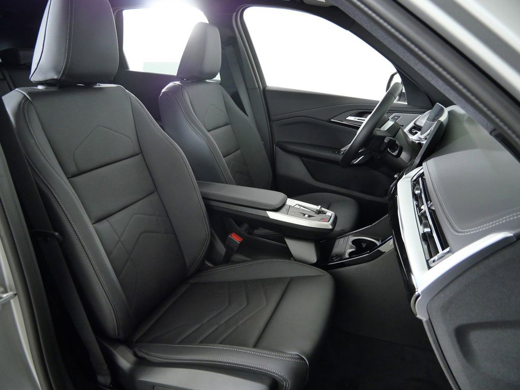 Thumbnail: 2026 BMW X1 - 21