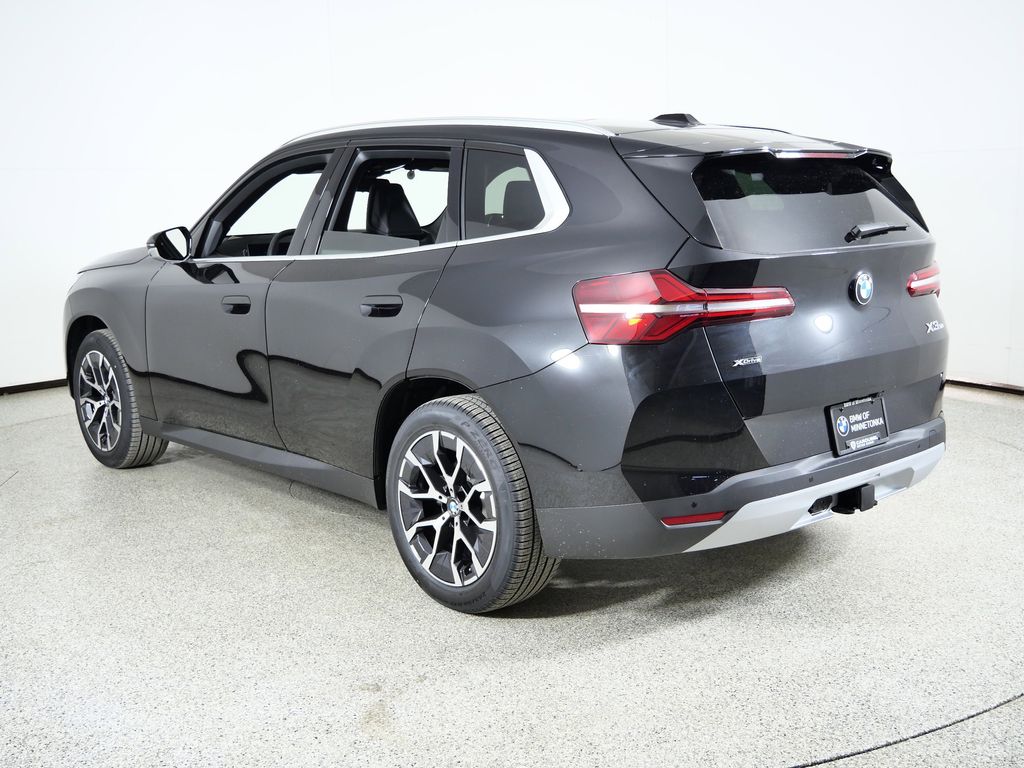 Thumbnail: 2026 BMW X3 - 14