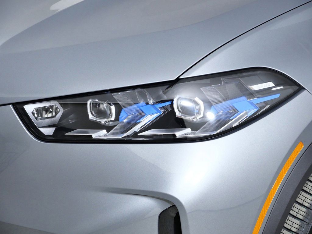 Thumbnail: 2026 BMW X5 - 3