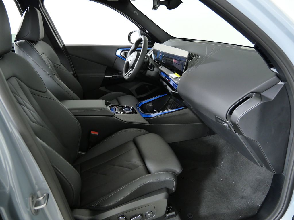 Thumbnail: 2026 BMW X3 - 21