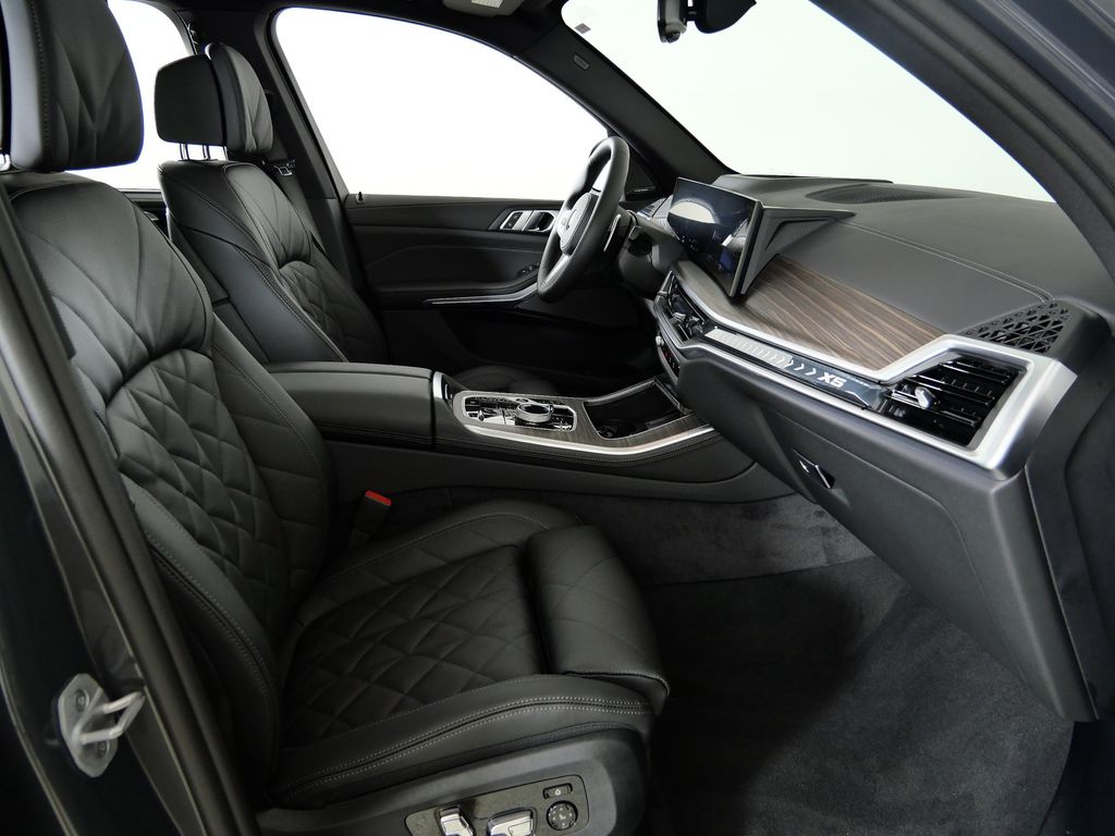 Thumbnail: 2026 BMW X5 - 20