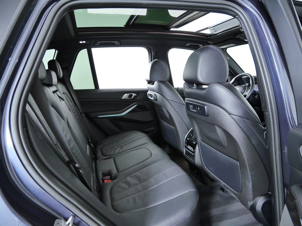 Thumbnail: 2020 BMW X5 - 22