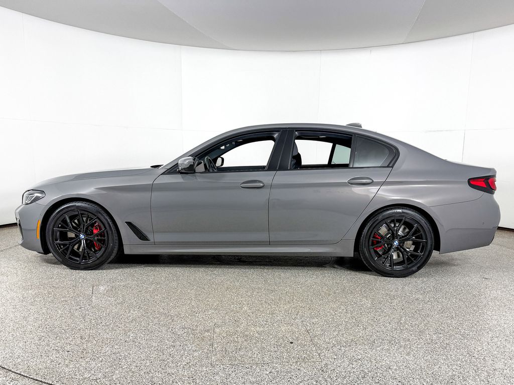 Thumbnail: 2022 BMW 5 Series - 6