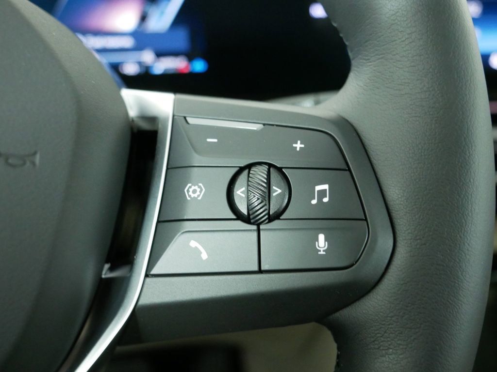 Thumbnail: 2025 BMW X1 - 39