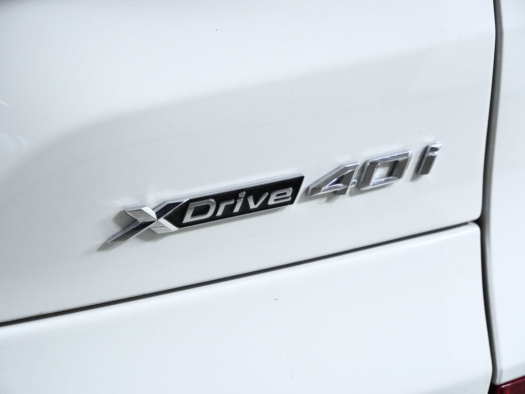 Thumbnail: 2026 BMW X5 - 12