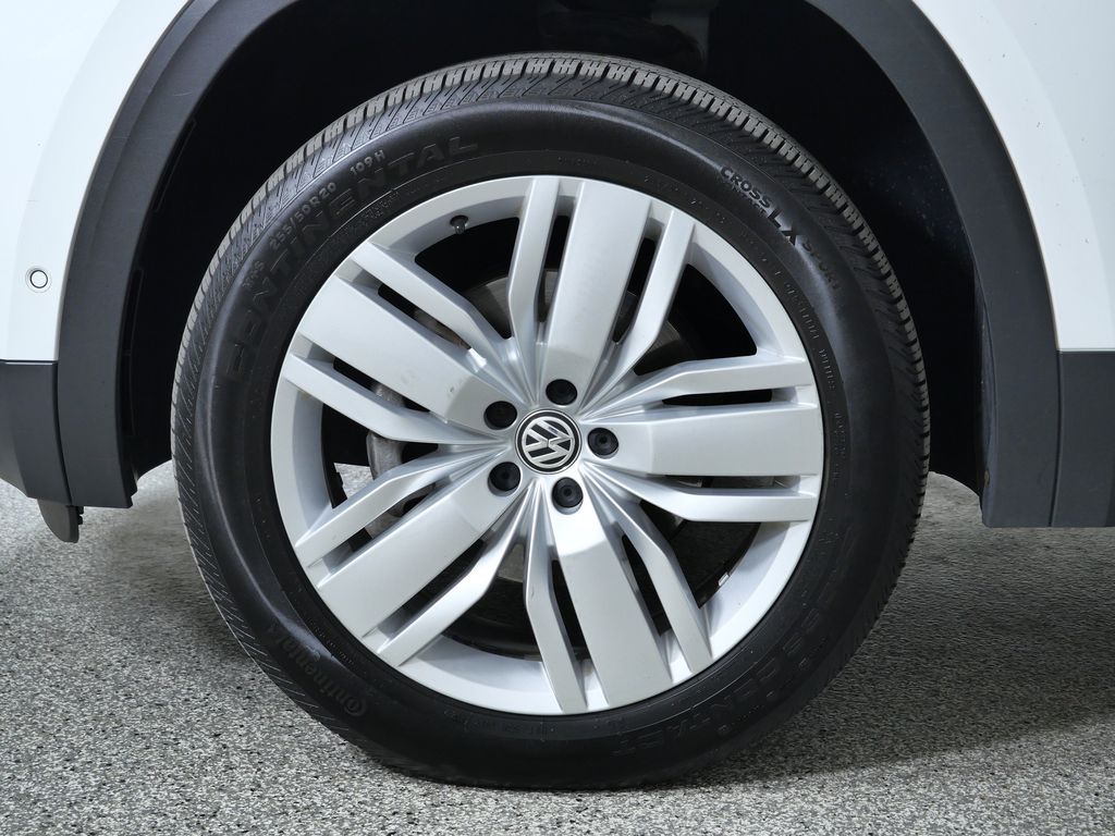 Thumbnail: 2018 Volkswagen Atlas - 18