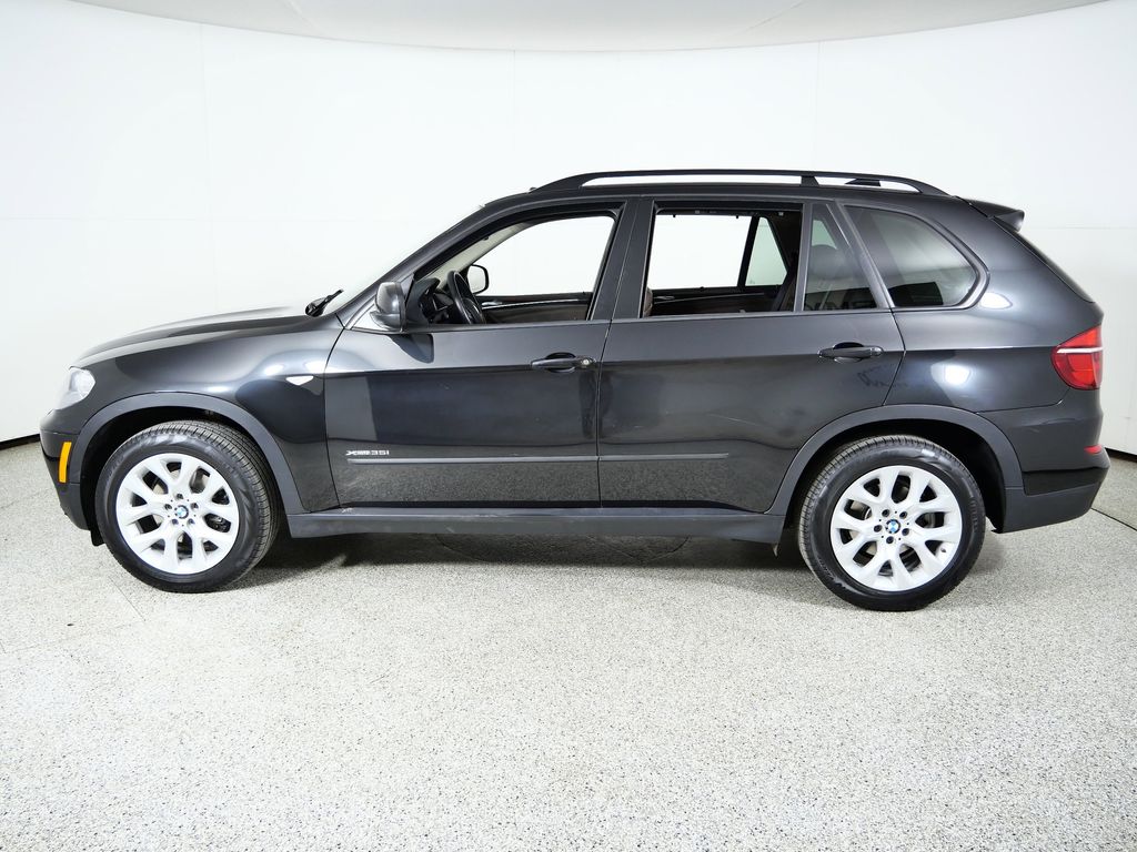 Thumbnail: 2013 BMW X5 - 16
