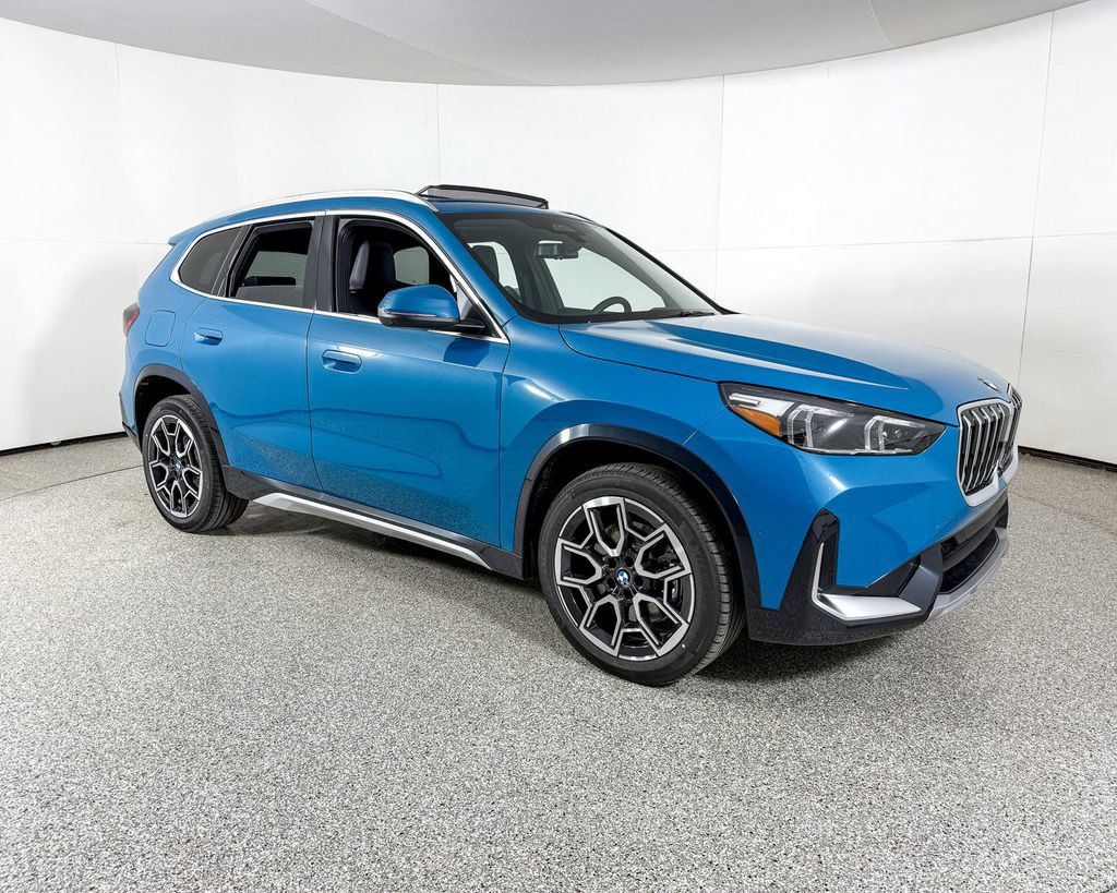Thumbnail: 2025 BMW X1 - 6