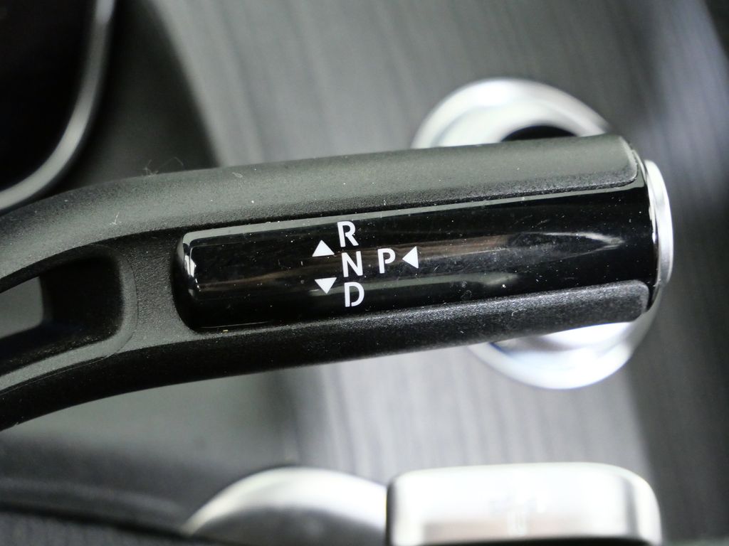 Thumbnail: 2024 Mercedes-Benz GLC - 47