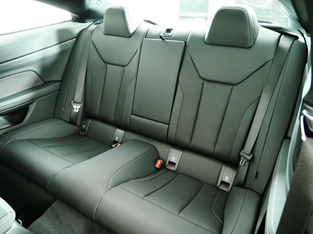 Thumbnail: 2026 BMW 4 Series - 28