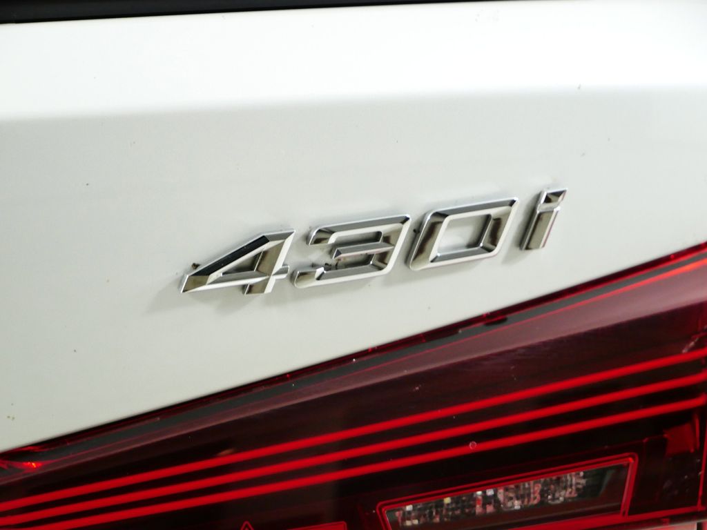 Thumbnail: 2026 BMW 4 Series - 11