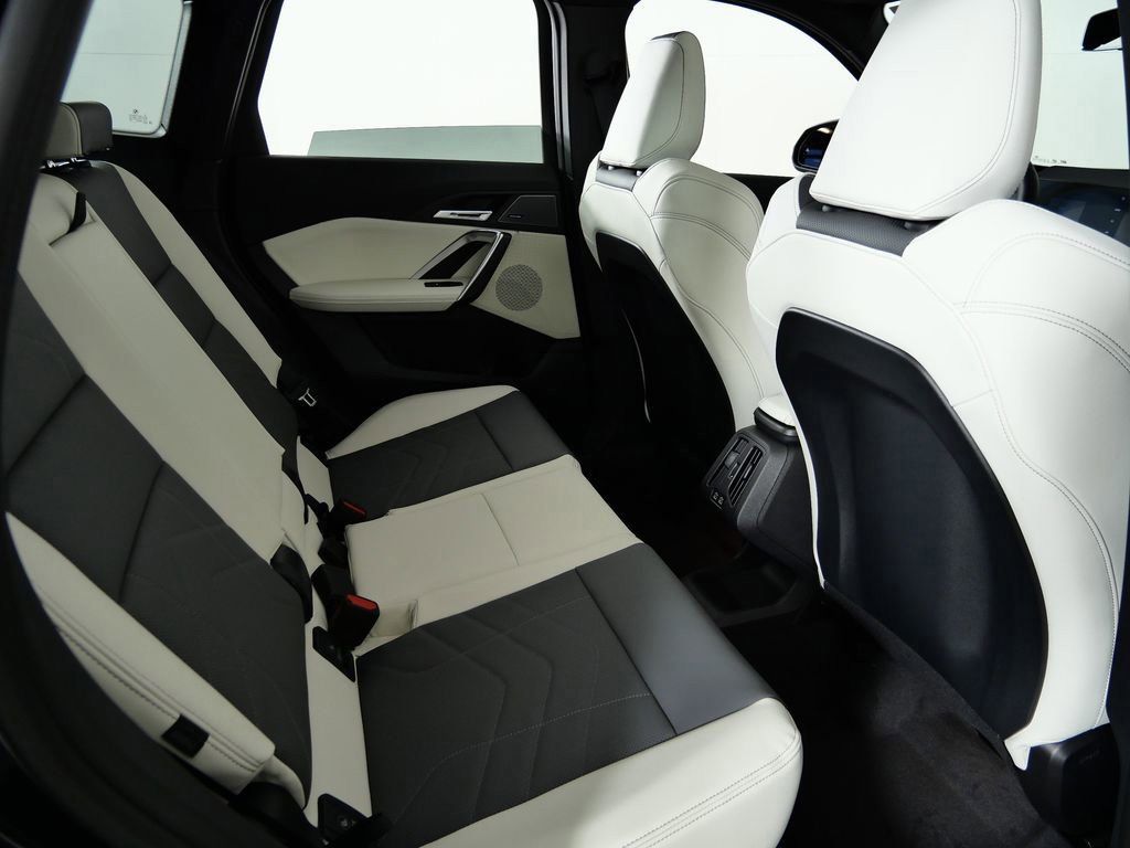 Thumbnail: 2026 BMW X1 - 25