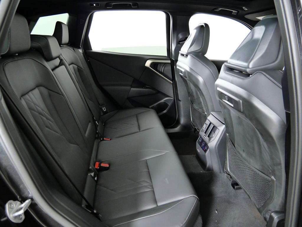 Thumbnail: 2025 BMW X3 - 25