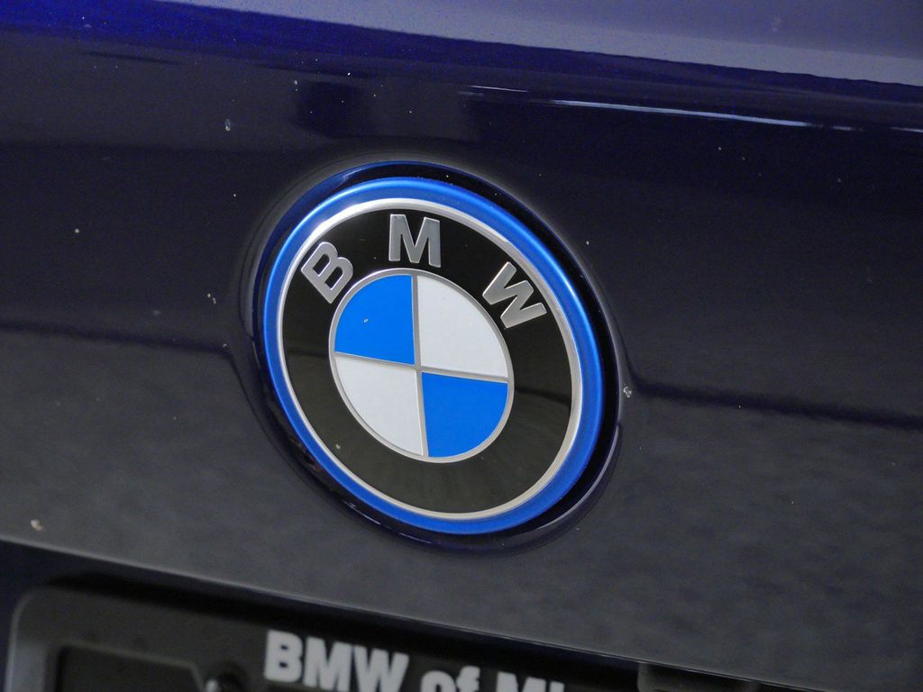 Thumbnail: 2026 BMW X5 - 11