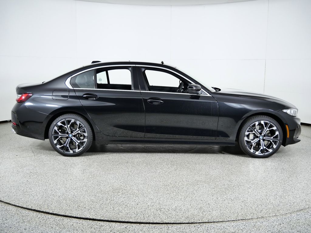 Thumbnail: 2026 BMW 3 Series - 8