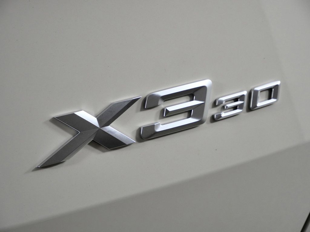 Thumbnail: 2026 BMW X3 - 12