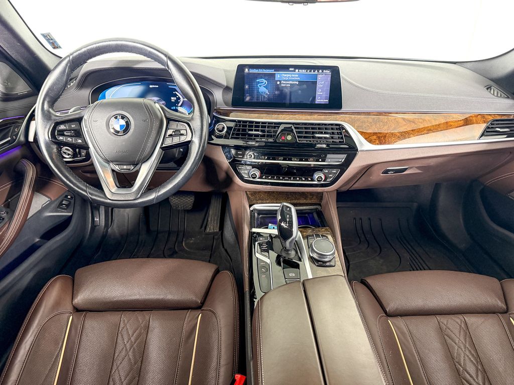 Thumbnail: 2020 BMW 5 Series - 9