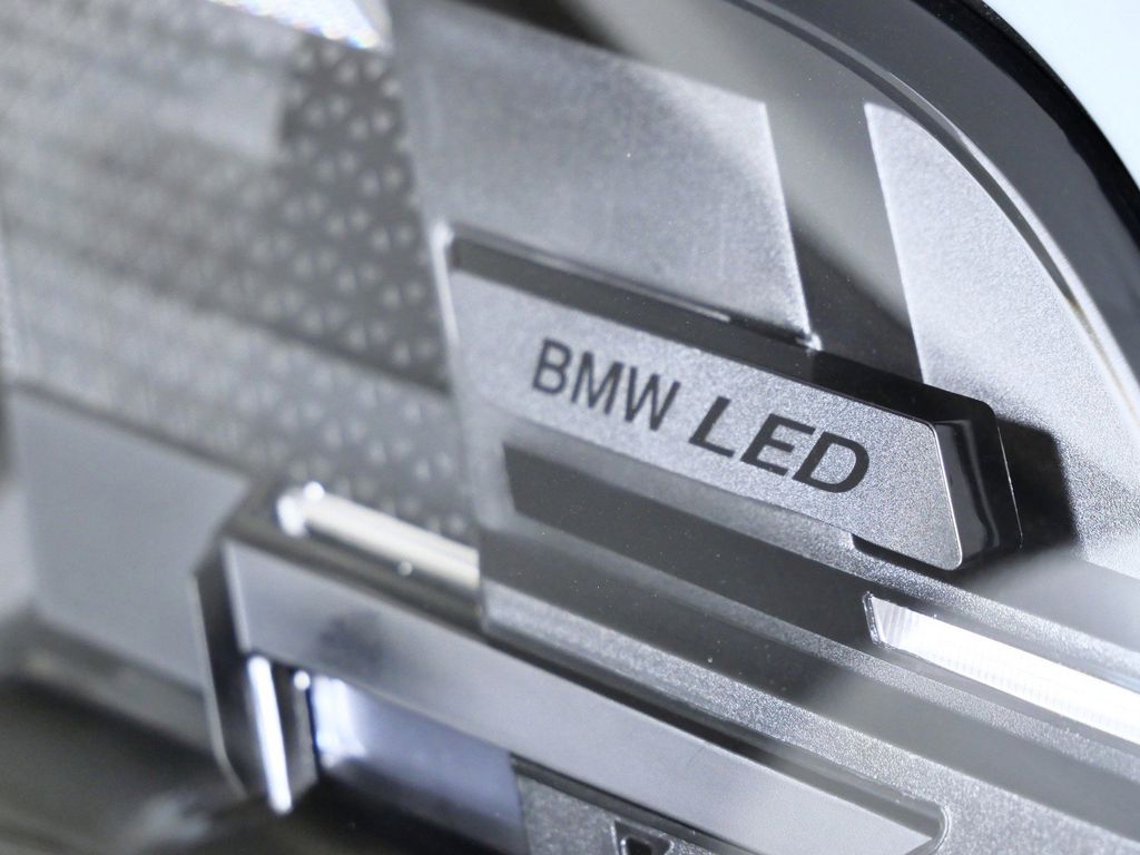 Thumbnail: 2026 BMW X5 - 4