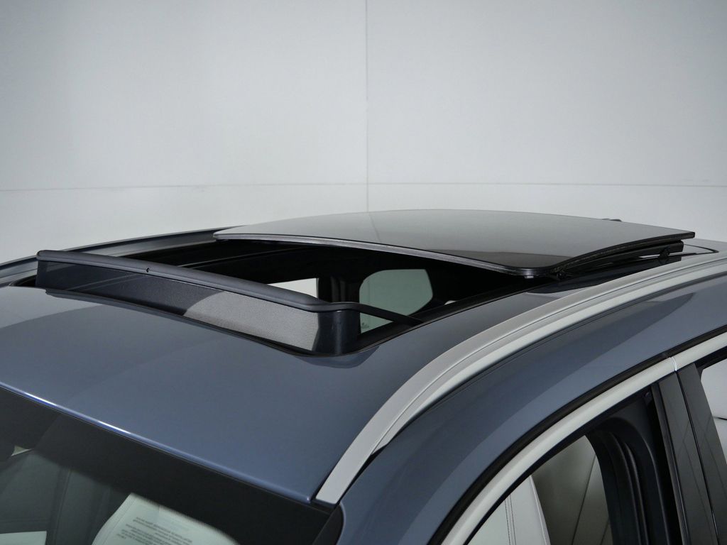 Thumbnail: 2026 BMW X1 - 18