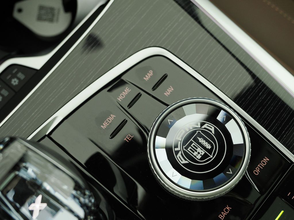 Thumbnail: 2026 BMW X7 - 49