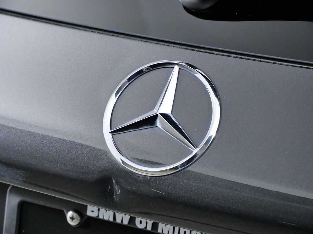 Thumbnail: 2021 Mercedes-Benz GLC - 12