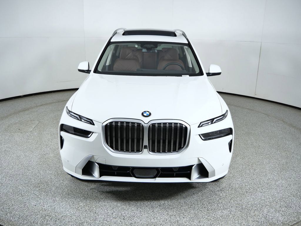 Thumbnail: 2026 BMW X7 - 18