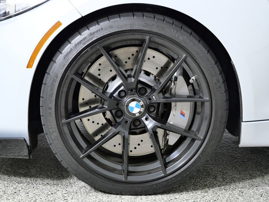 Thumbnail: 2020 BMW M2 - 18