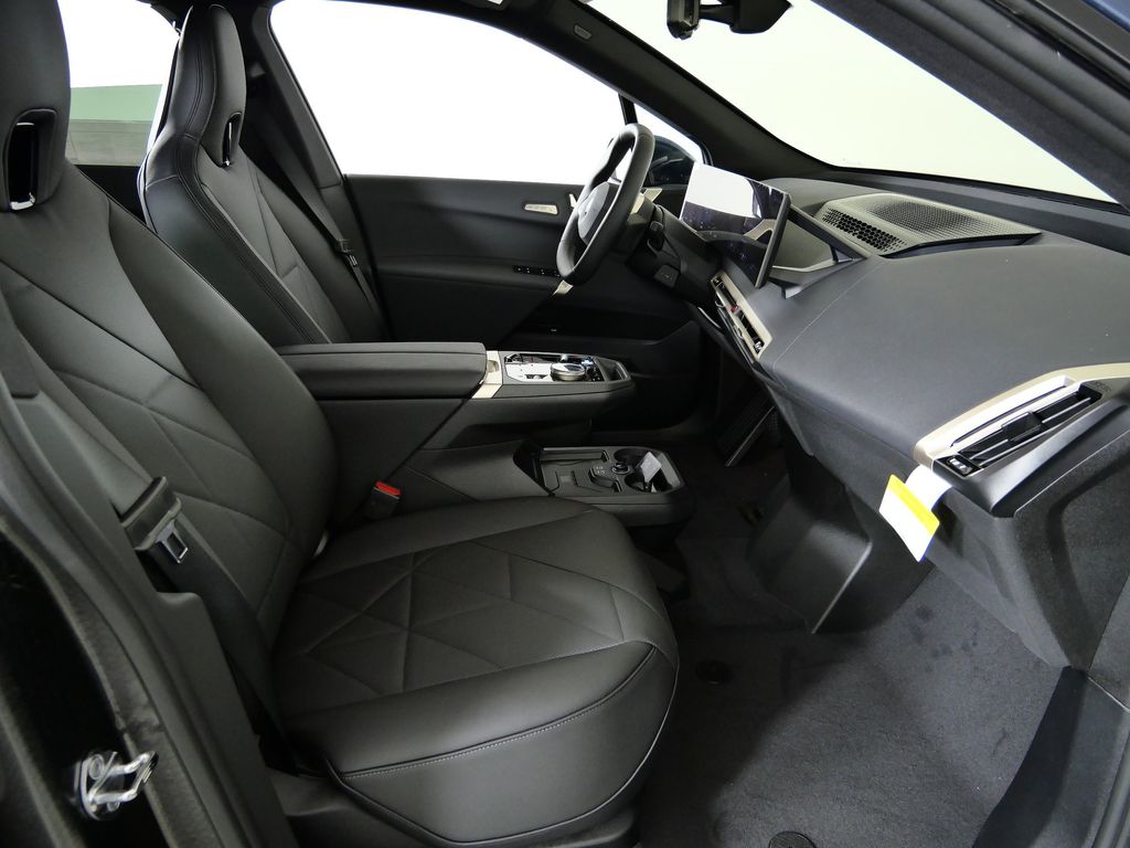 Thumbnail: 2026 BMW iX - 21