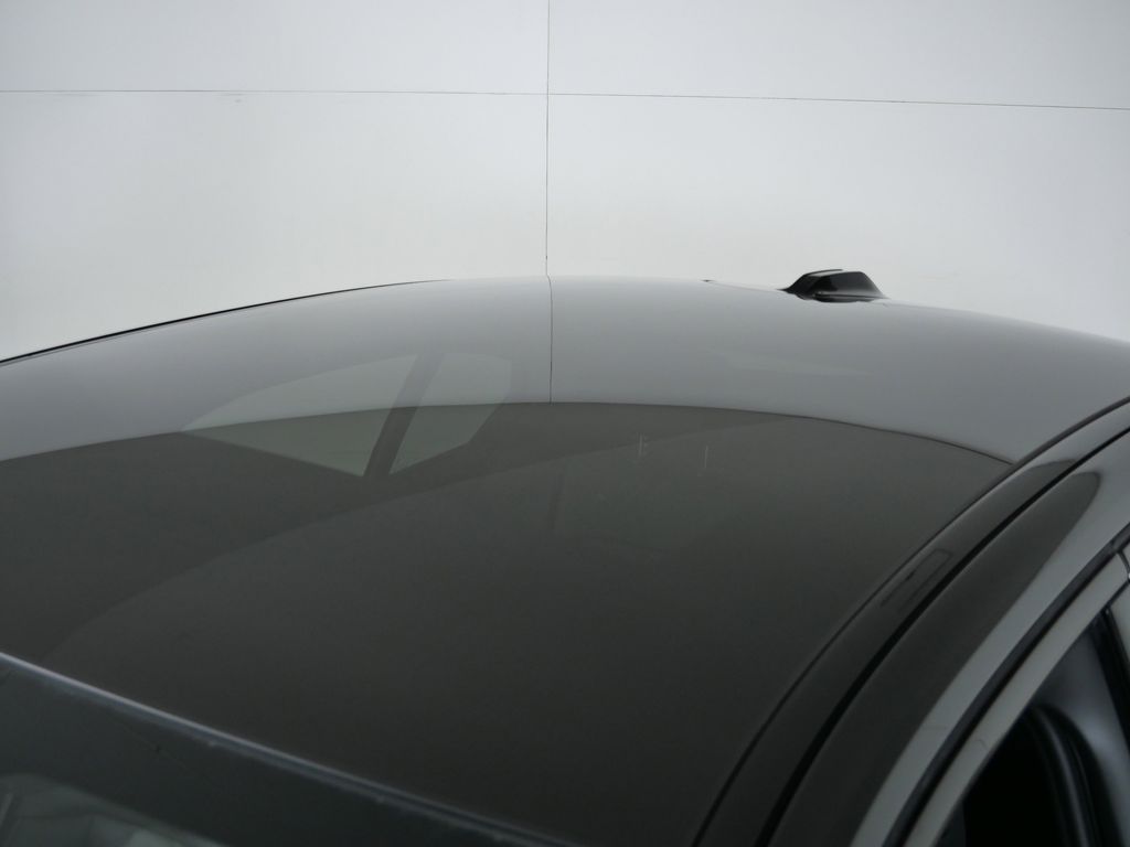 Thumbnail: 2026 BMW 5 Series - 18