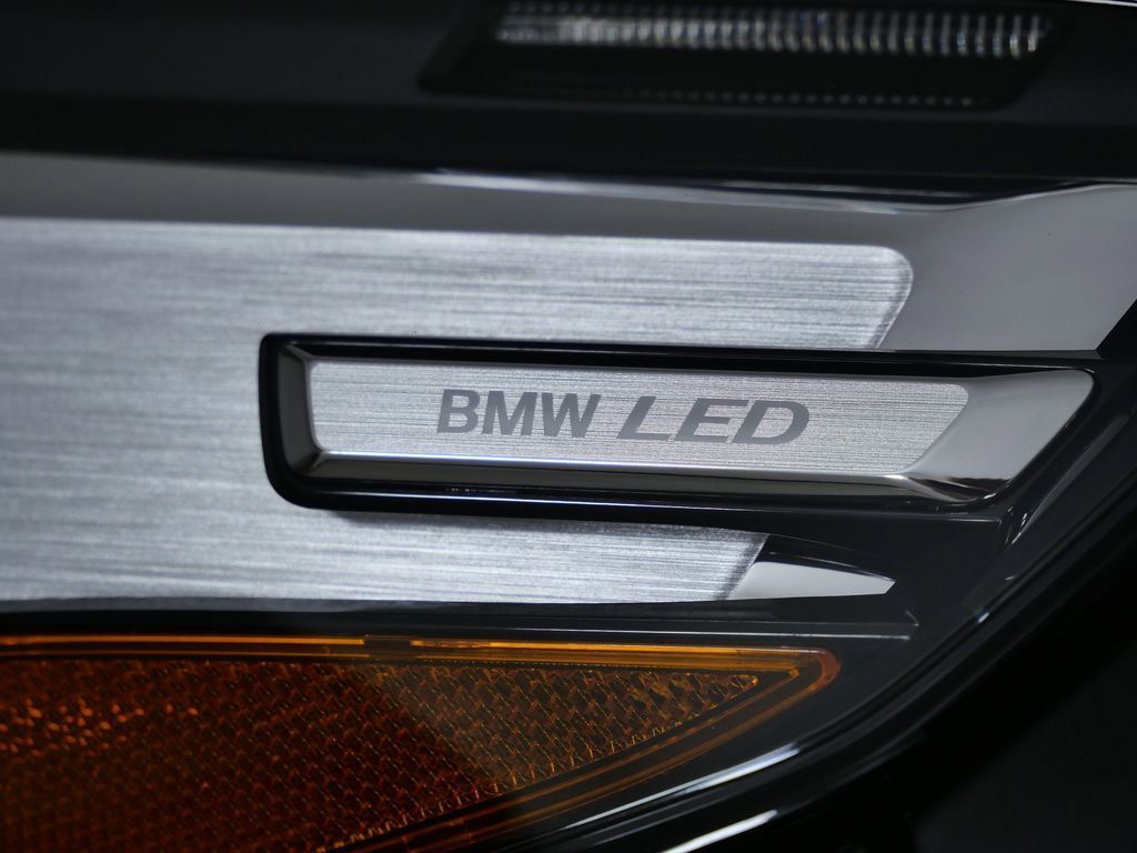 Thumbnail: 2026 BMW X1 - 6