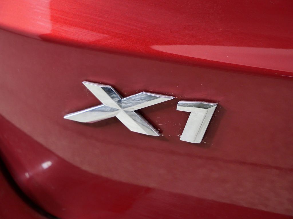 Thumbnail: 2026 BMW X1 - 13