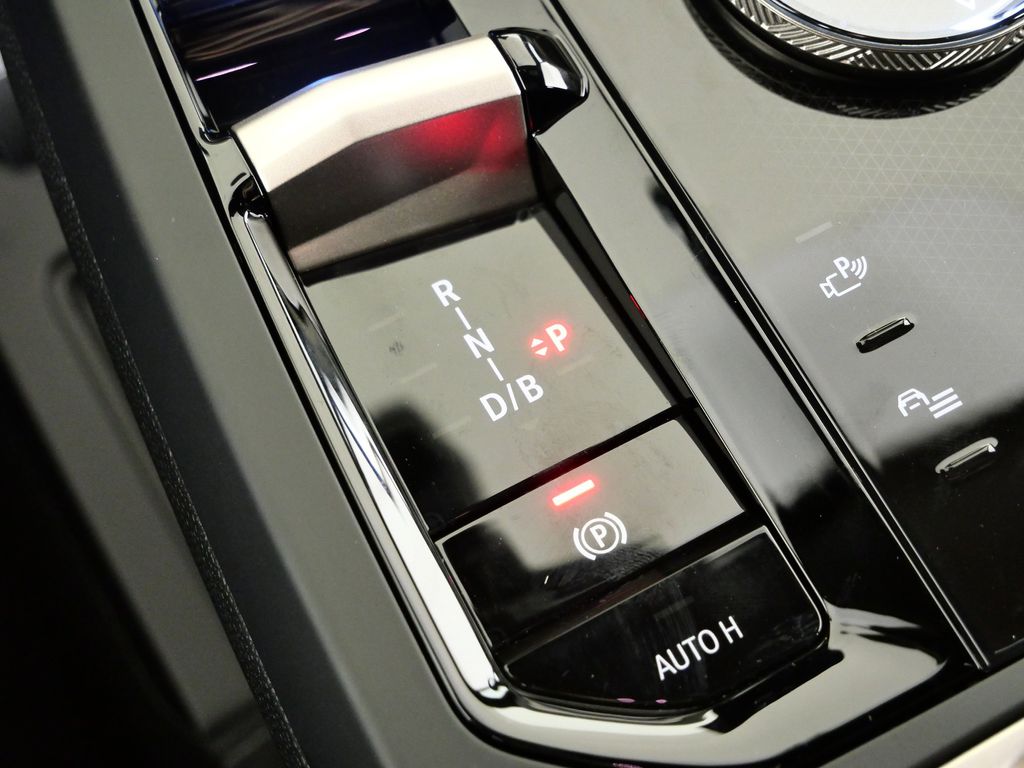 Thumbnail: 2026 BMW iX - 46